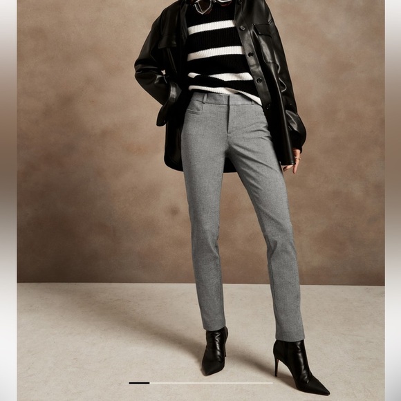 Banana Republic Pants - Banana republic Sloan pants size 4P